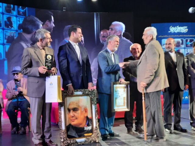 ۱۷ چهره ماندگار فرهنگ، هنر و رسانه مازندران تجلیل شدند